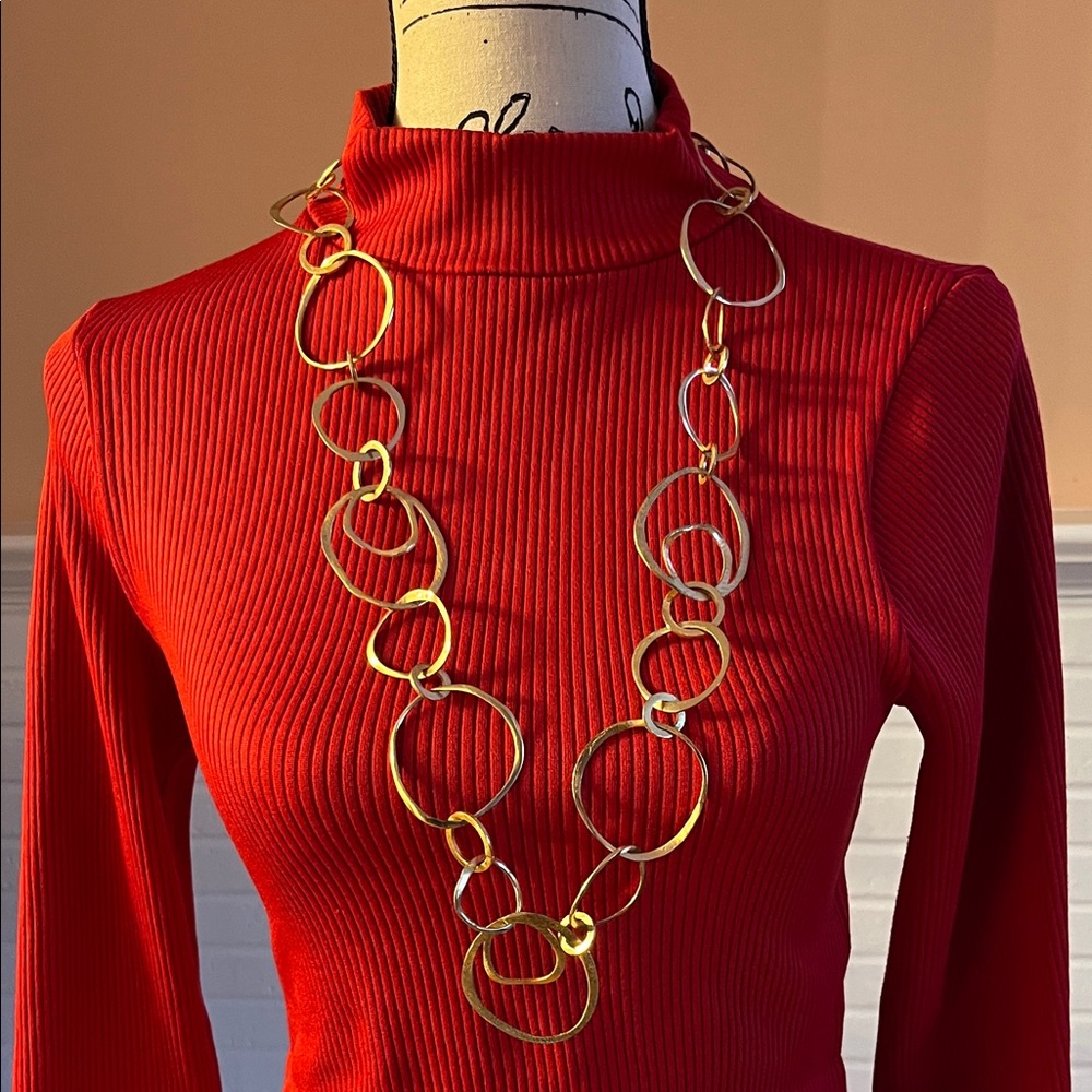 Goldtone Circle  Necklace
